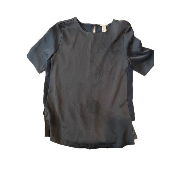 H&M Fancy Gray T-Shirt Womans 10 - Picture 1 of 4